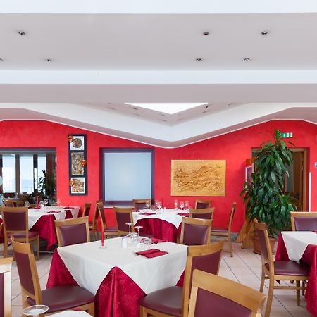 Hotel Lovere Resort & Spa Luaran gambar
