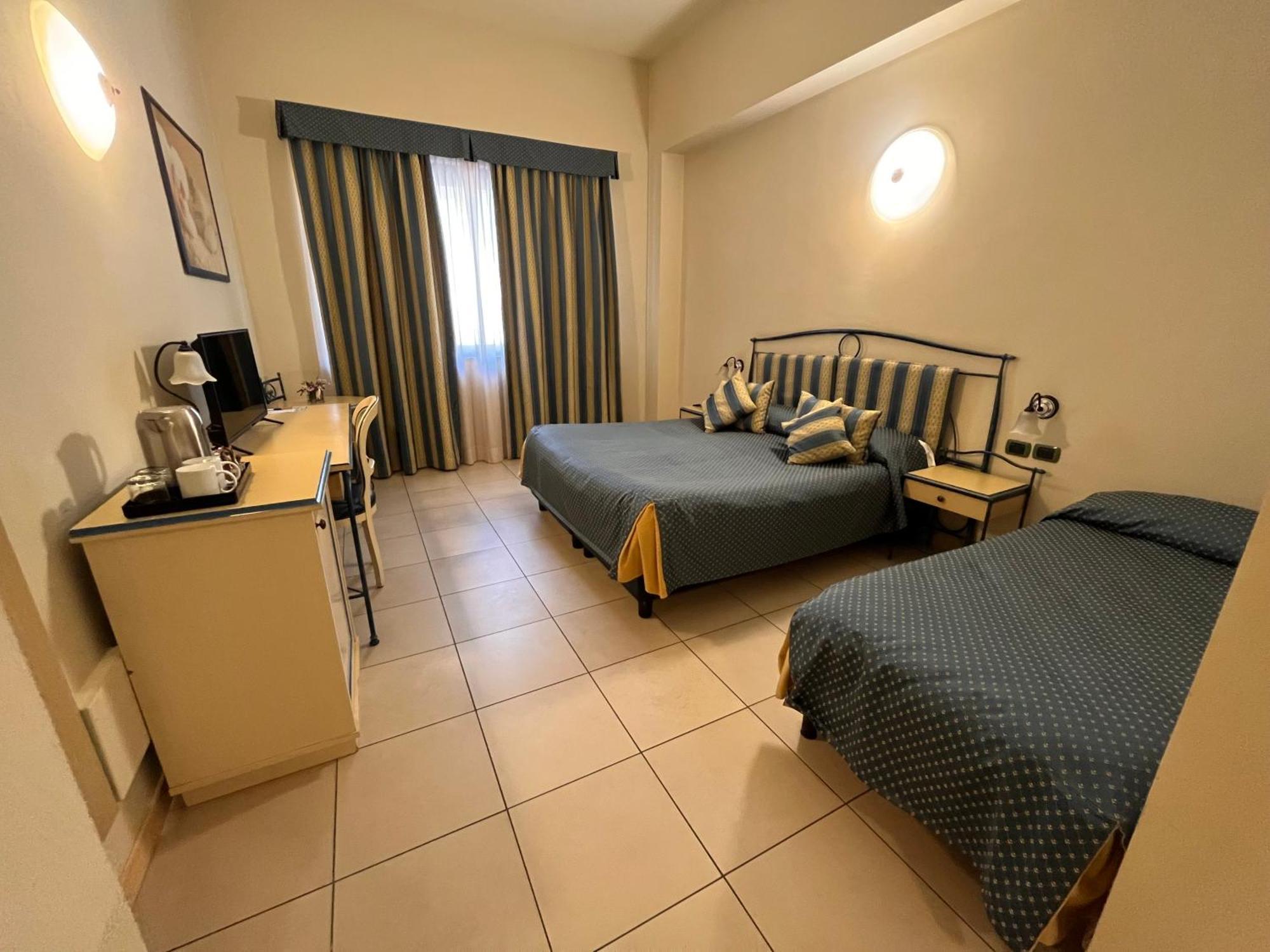 Hotel Lovere Resort & Spa Luaran gambar