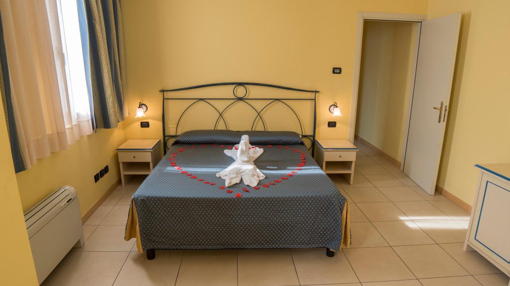 Hotel Lovere Resort & Spa Luaran gambar