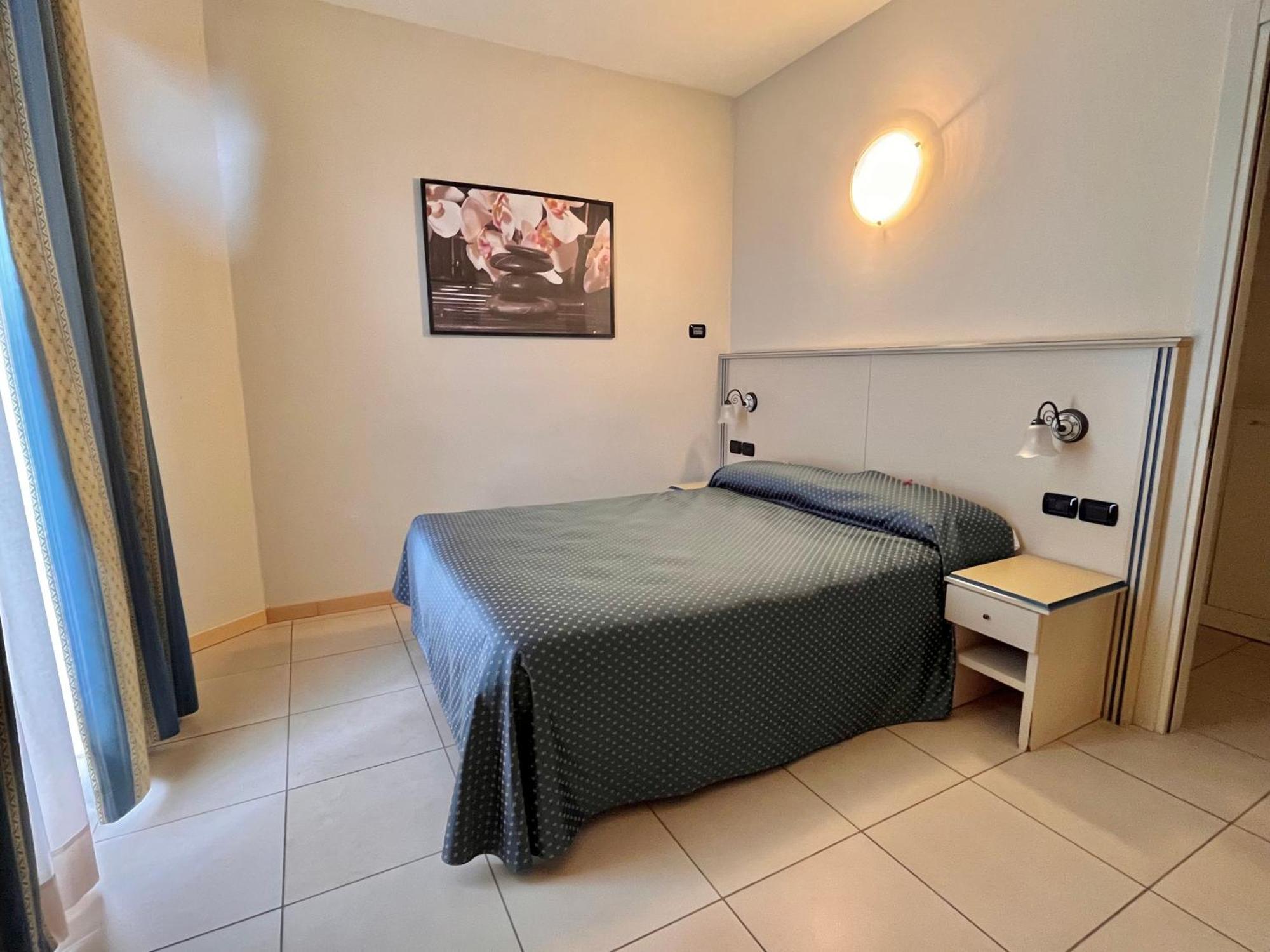 Hotel Lovere Resort & Spa Luaran gambar